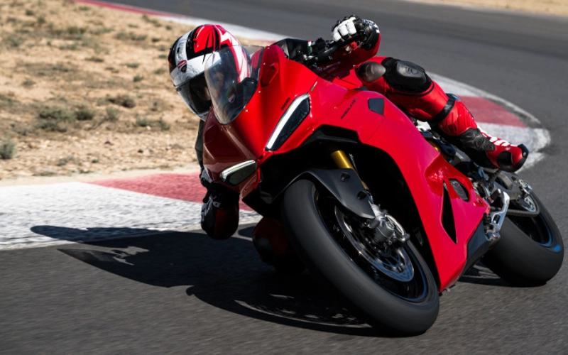 Ducati Panigale V2-V2S