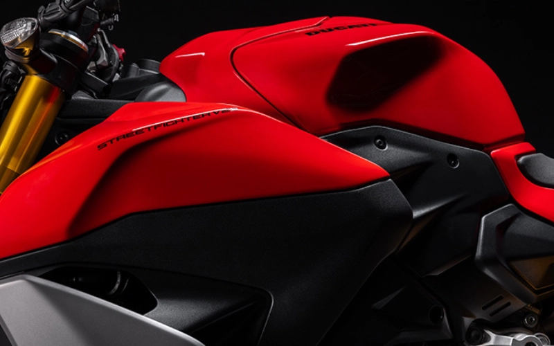 Ducati Streetfighter V2 2025