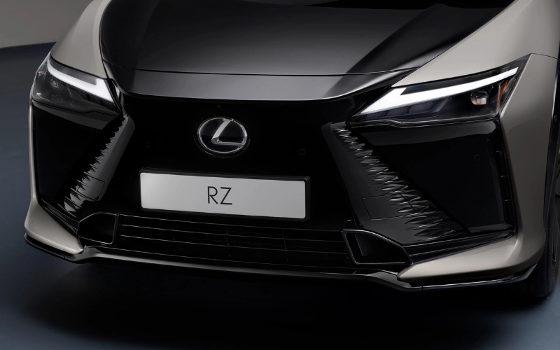 Lexus RZ electrico
